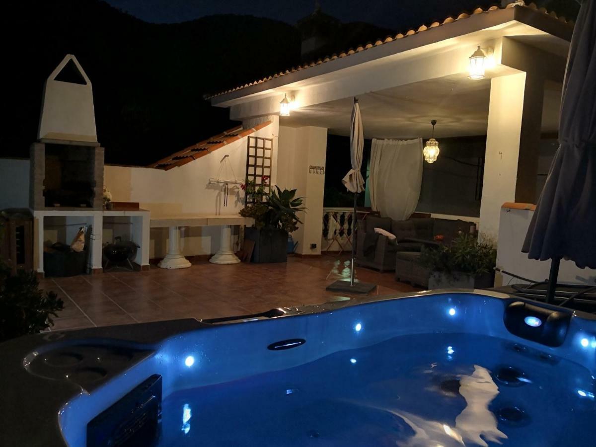 B&B Villa Deseada 페리아나 외부 사진